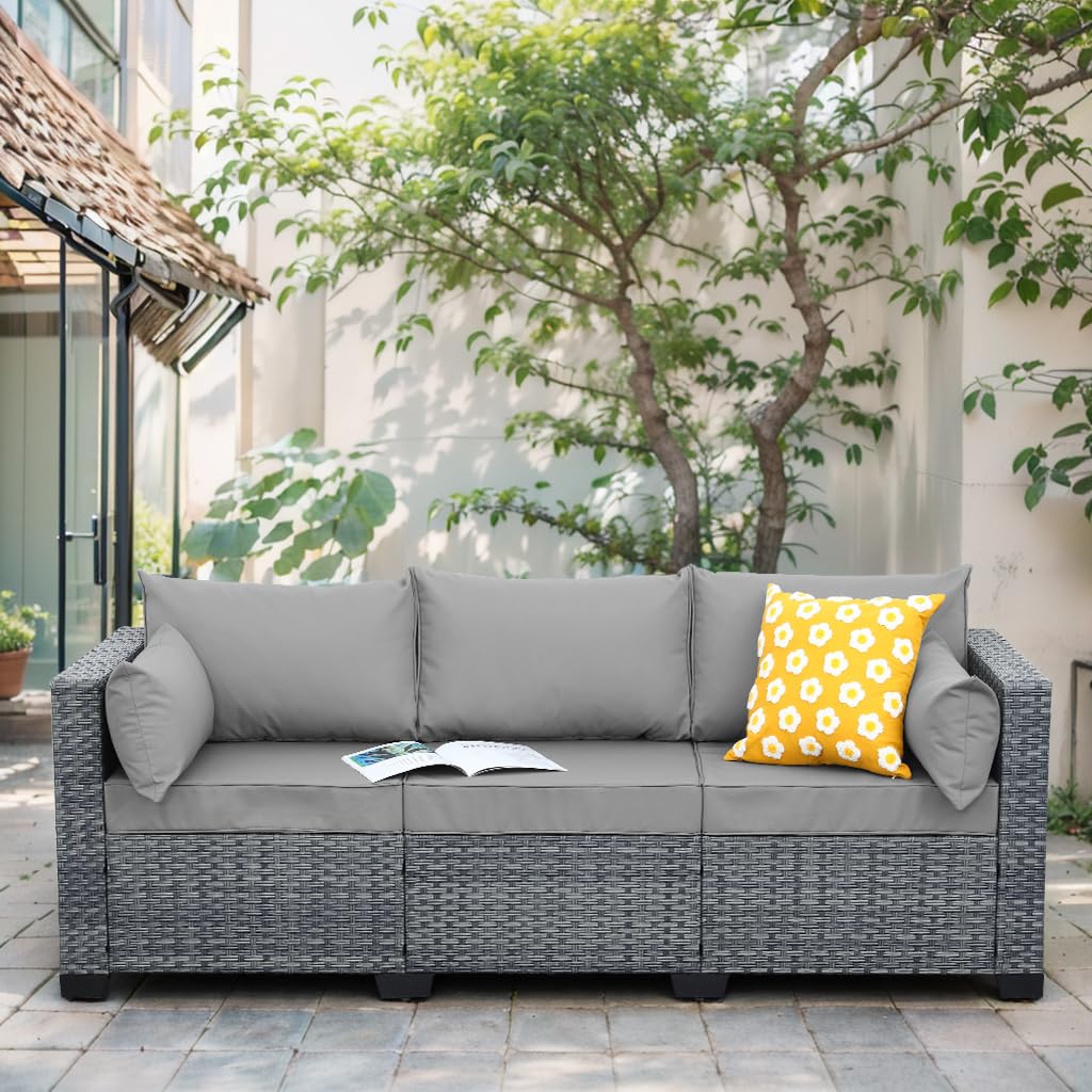 Light Grey Wicker 3-seat Outdoor Sofa with Cushions M150118