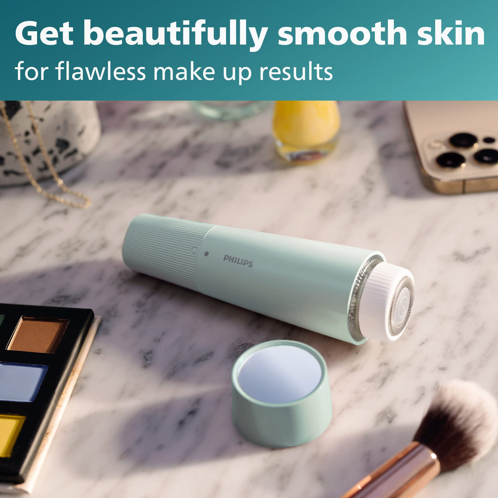 Cordless Compact Electric Shaver and Personal Groomer T978245